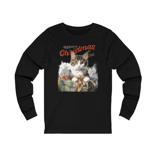 Meowy Christmas: Cute and Cozy Cat Long Sleeve T-Shirt, Ideal Gift for Cat Owners